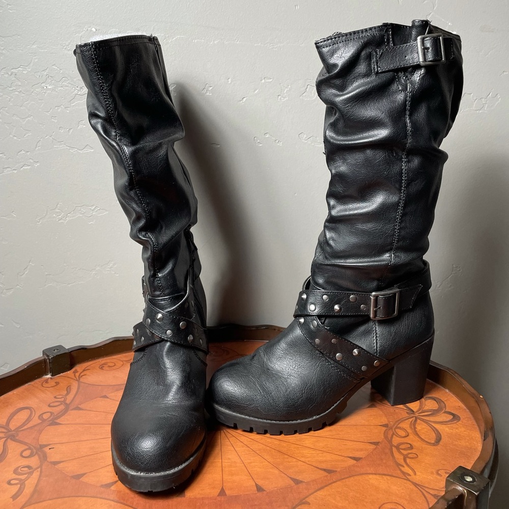Black Goth Boots